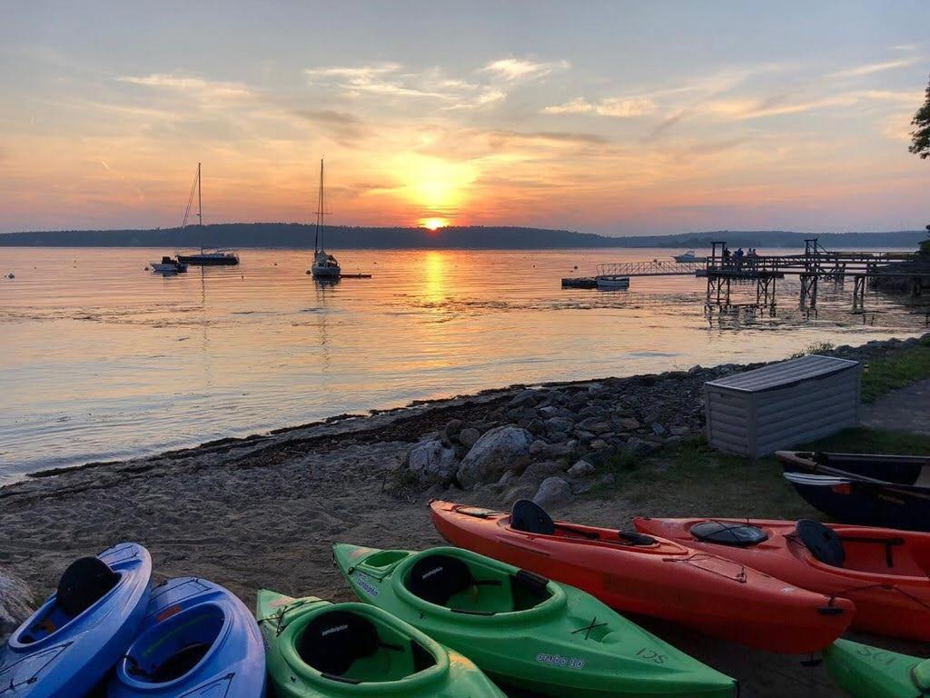 Smugglers Cove Inn Dayville Kültér fotó