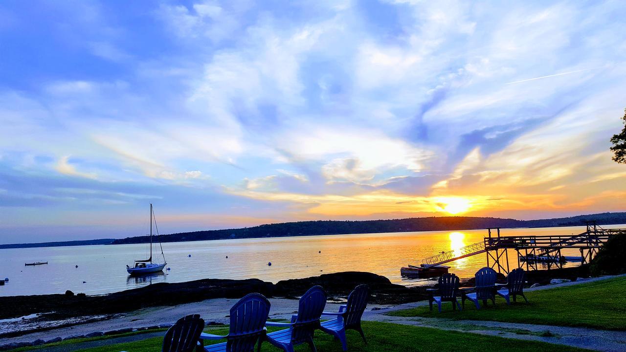 Smugglers Cove Inn Dayville Kültér fotó