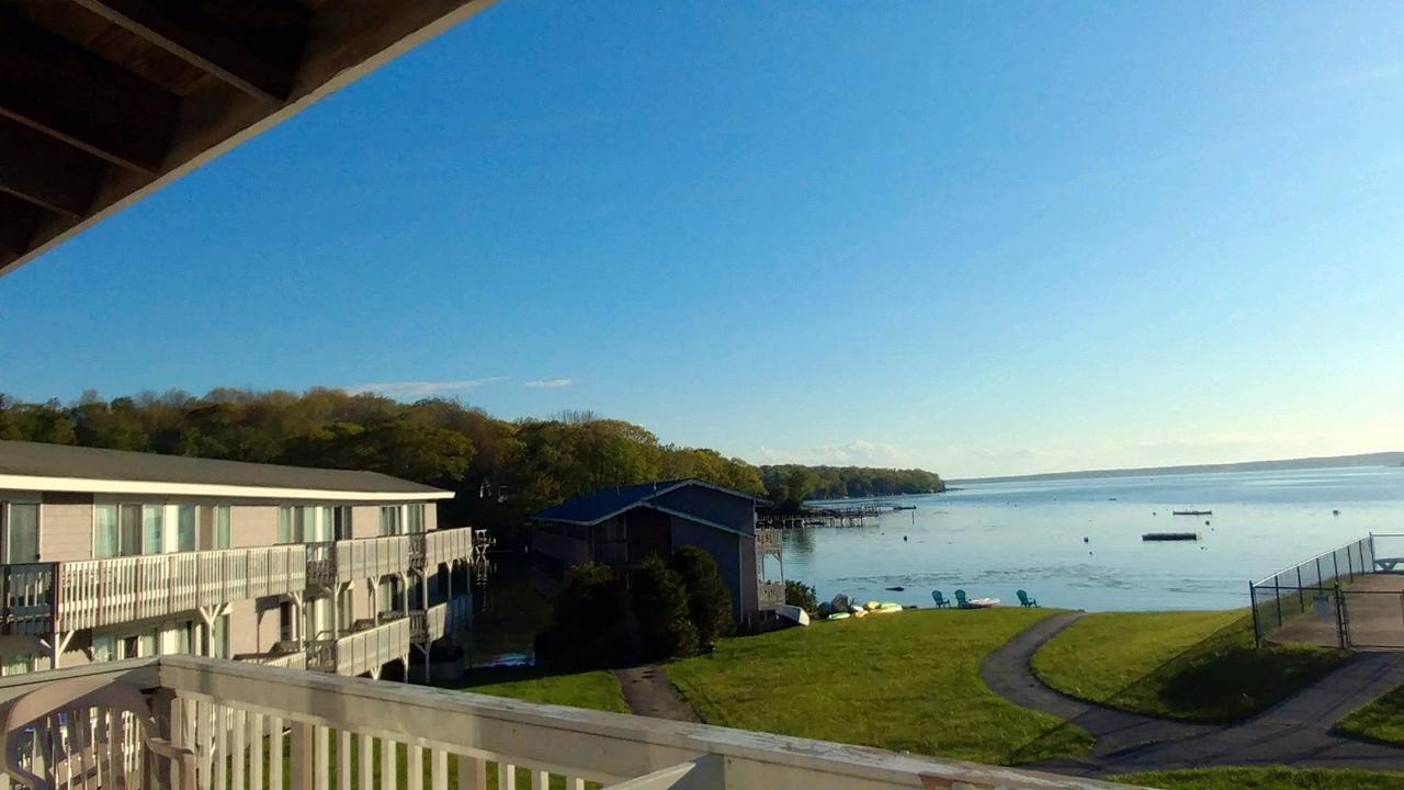 Smugglers Cove Inn Dayville Kültér fotó