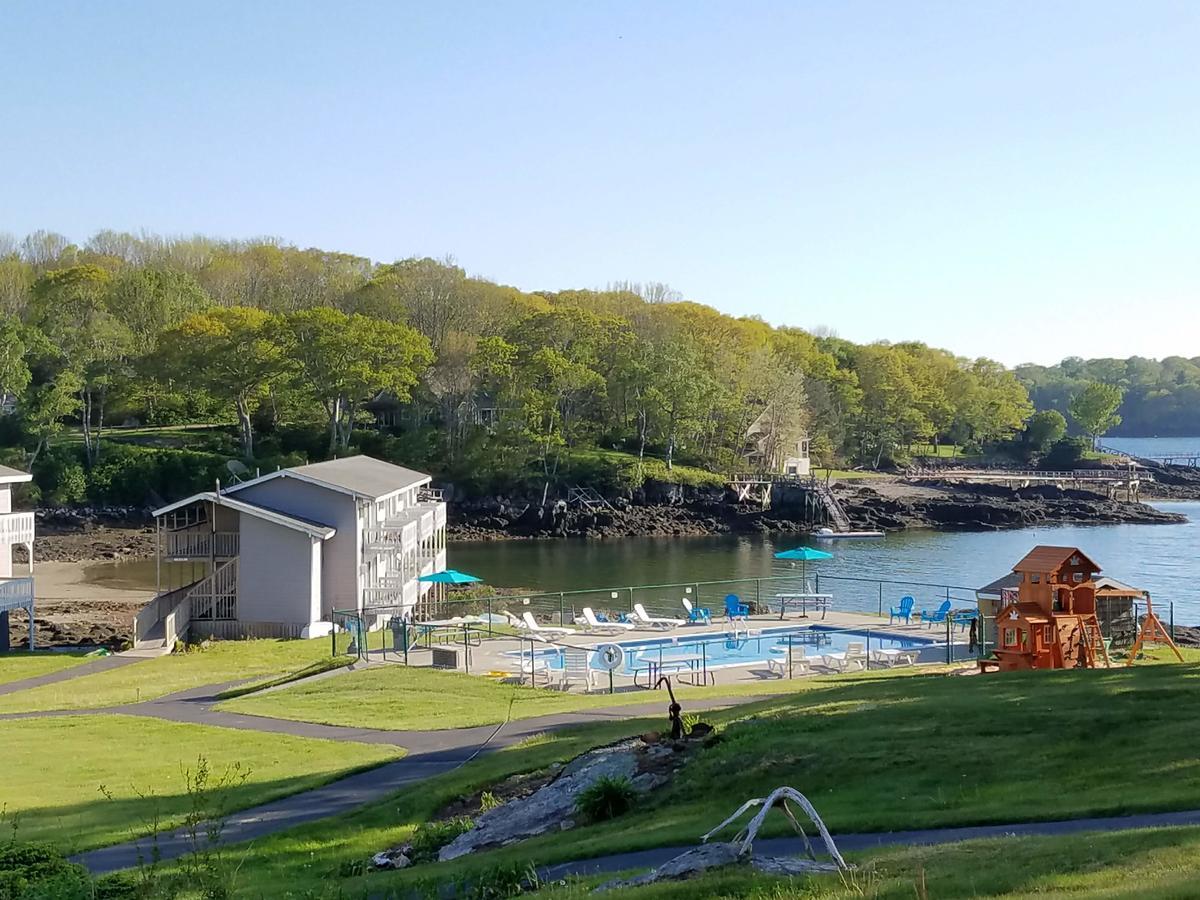 Smugglers Cove Inn Dayville Kültér fotó