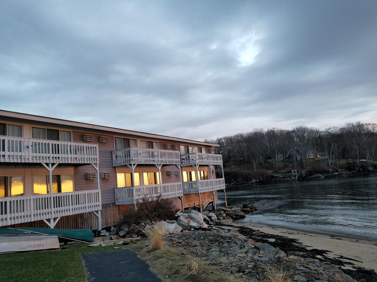 Smugglers Cove Inn Dayville Kültér fotó